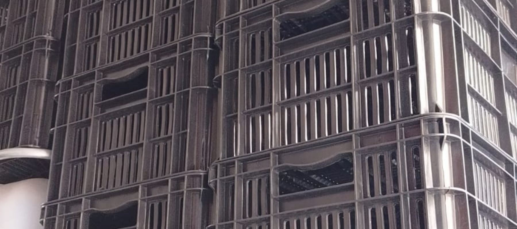 venta de canecas de metal